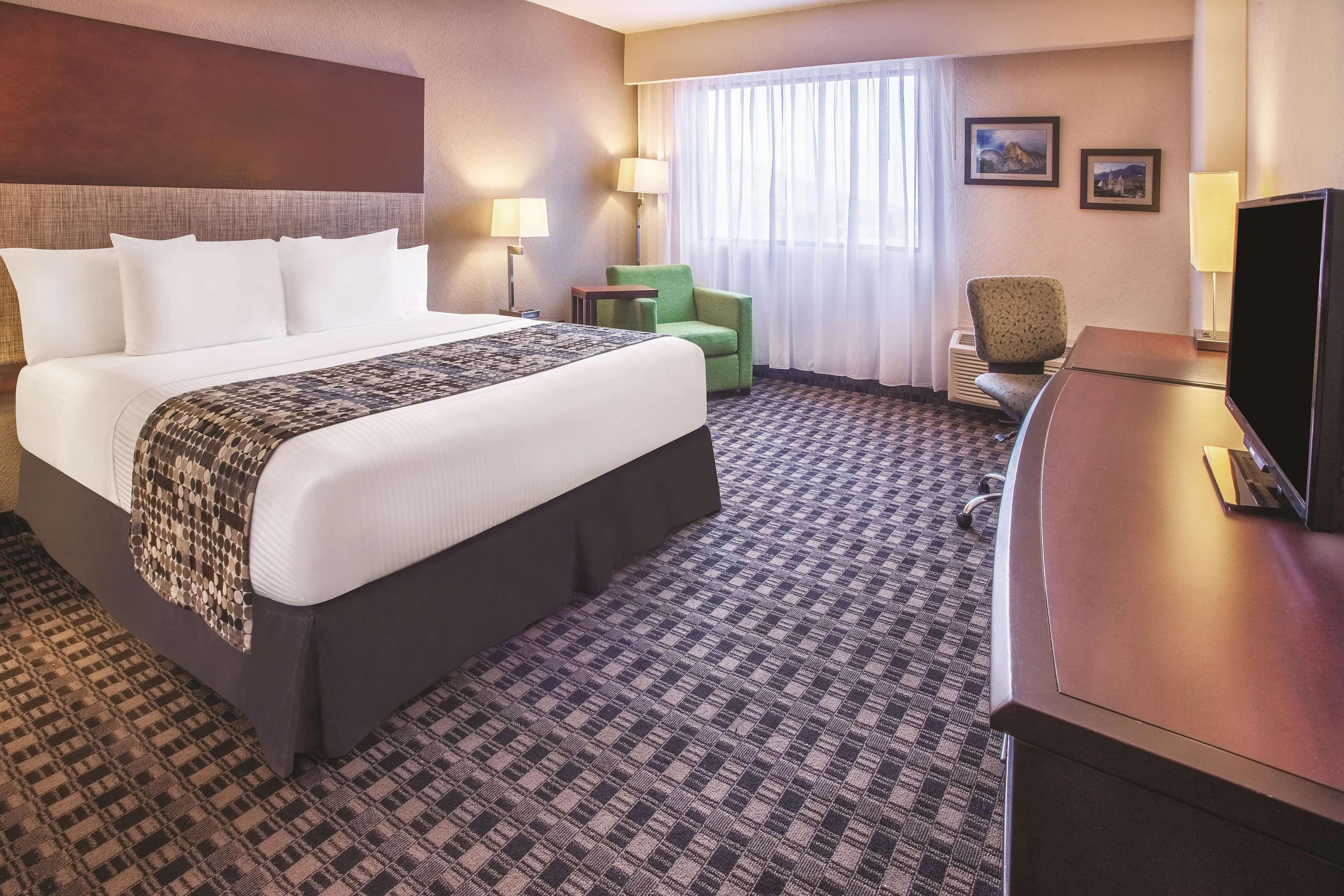 Chn Hotel Monterrey Norte, Trademark Collection By Wyndham Buitenkant foto