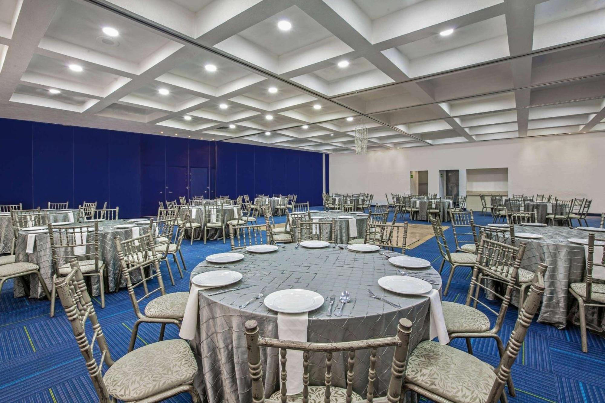 Chn Hotel Monterrey Norte, Trademark Collection By Wyndham Buitenkant foto