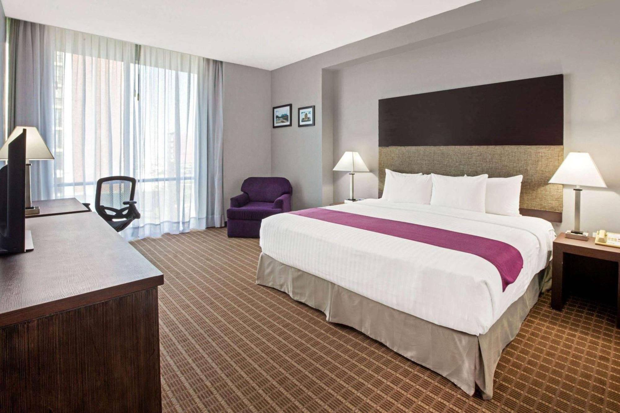 Chn Hotel Monterrey Norte, Trademark Collection By Wyndham Buitenkant foto