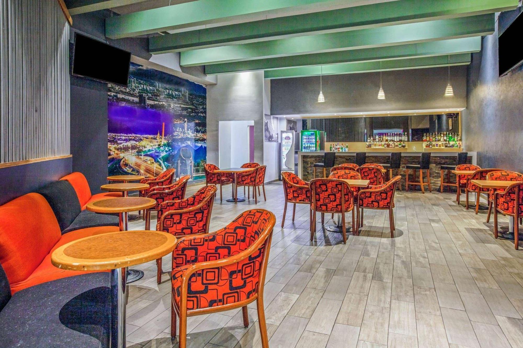 Chn Hotel Monterrey Norte, Trademark Collection By Wyndham Buitenkant foto