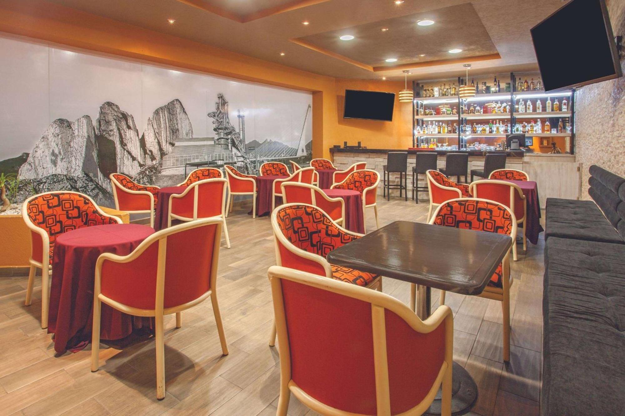 Chn Hotel Monterrey Norte, Trademark Collection By Wyndham Buitenkant foto